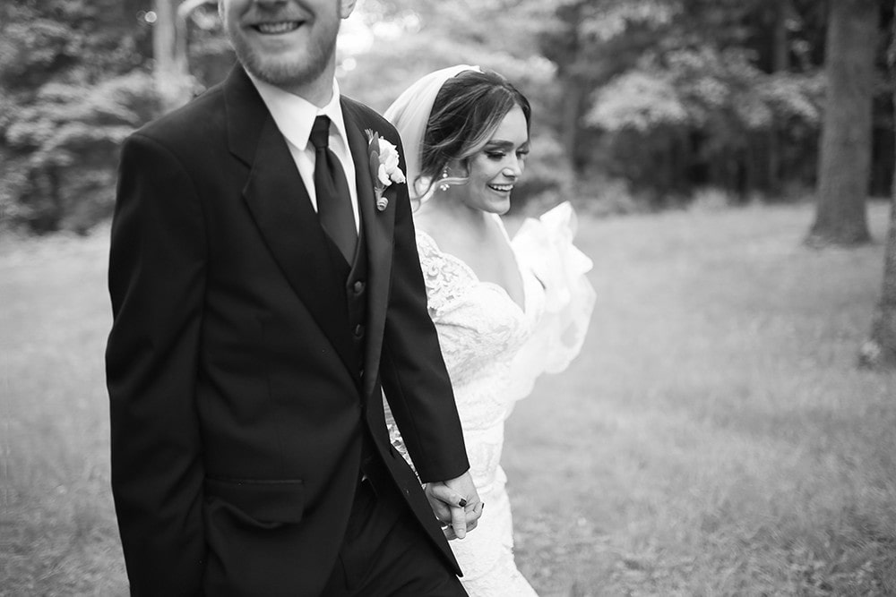 Bride and groom portraits in Battlefield State Park Monmouth